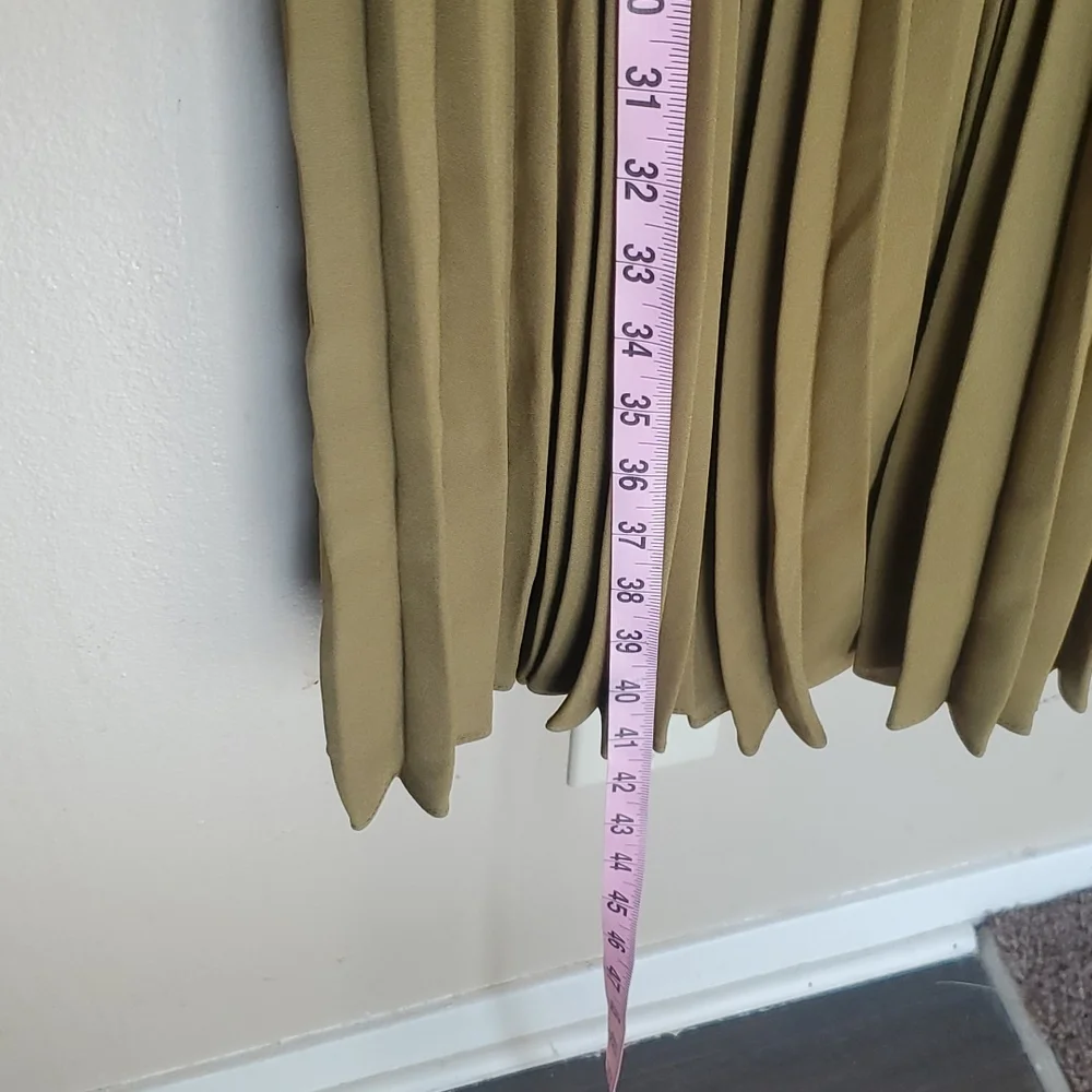 Dress - Picture 13 of 16